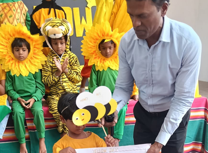 yellow day