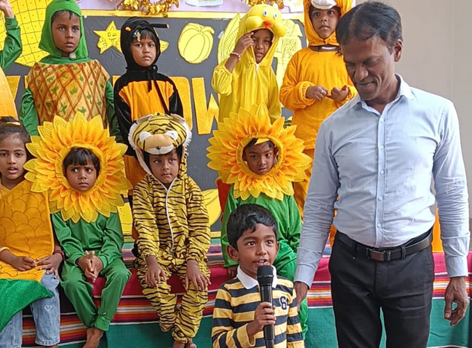 yellow day